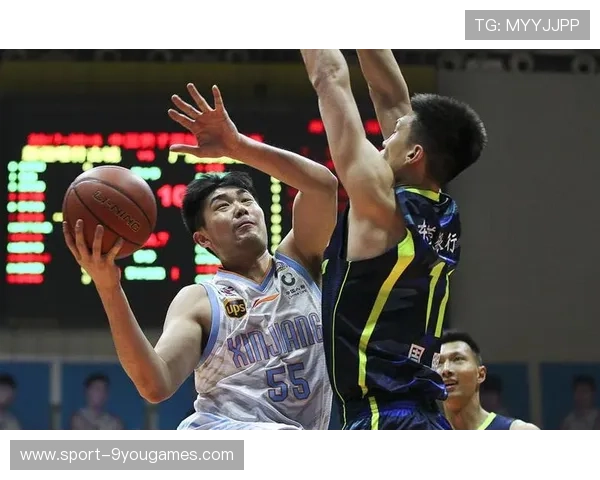 CBA深圳靠速度突破肋部,对方退防完全混乱